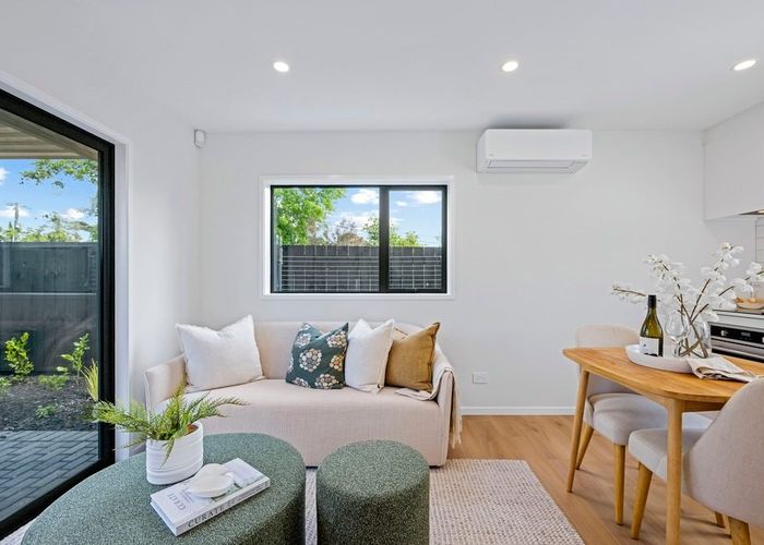  at 1/721 Te Atatu road, Te Atatu Peninsula, Waitakere City, Auckland