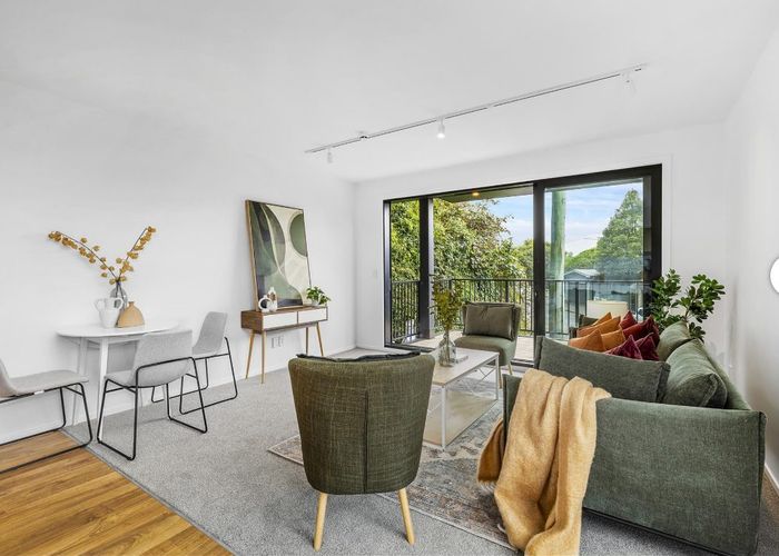  at 31 Chaytor St, Karori, Wellington, Wellington