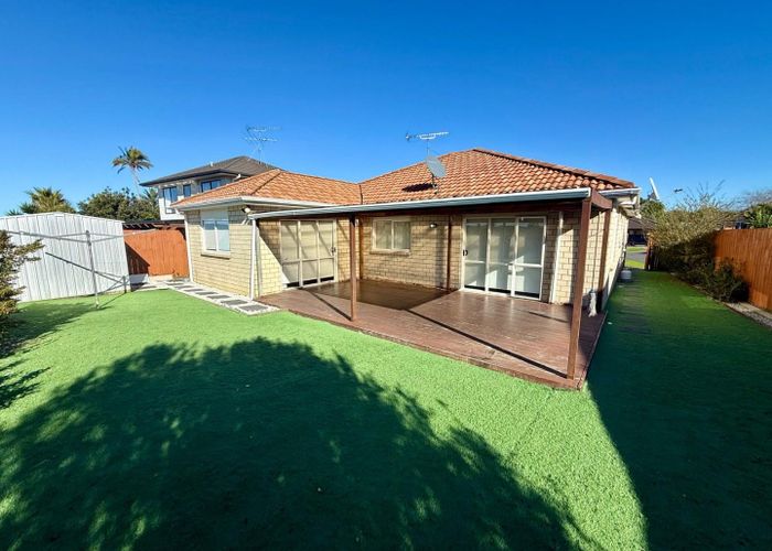  at 16 Zoe Court, Manurewa, Manukau City, Auckland