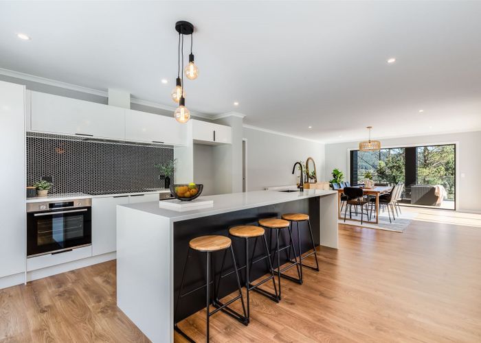  at 9 Woodburn Drive, Takapu Valley, Wellington