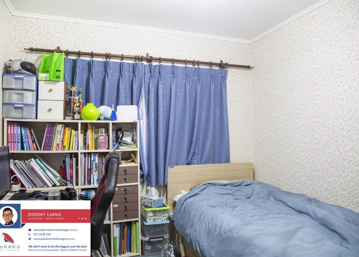  at 23 Waverley Avenue, Glenfield, North Shore City, Auckland