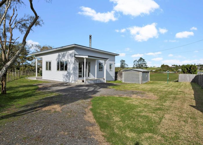  at 198 Nixon Road, Henderson
