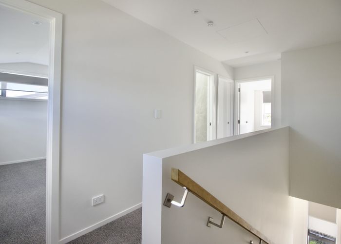  at 6/94 Target Road, Totara Vale, North Shore City, Auckland