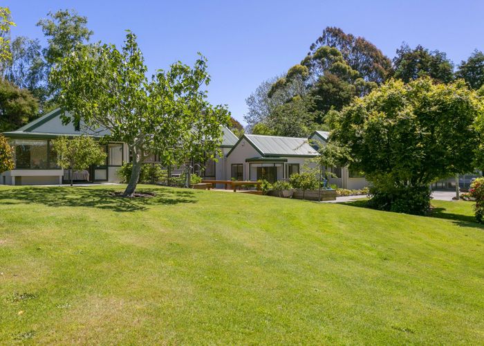  at 71 Gillespie Place, Acacia Bay, Taupō