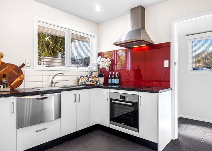  at 1/22 Stratford Street, Fendalton, Christchurch City, Canterbury