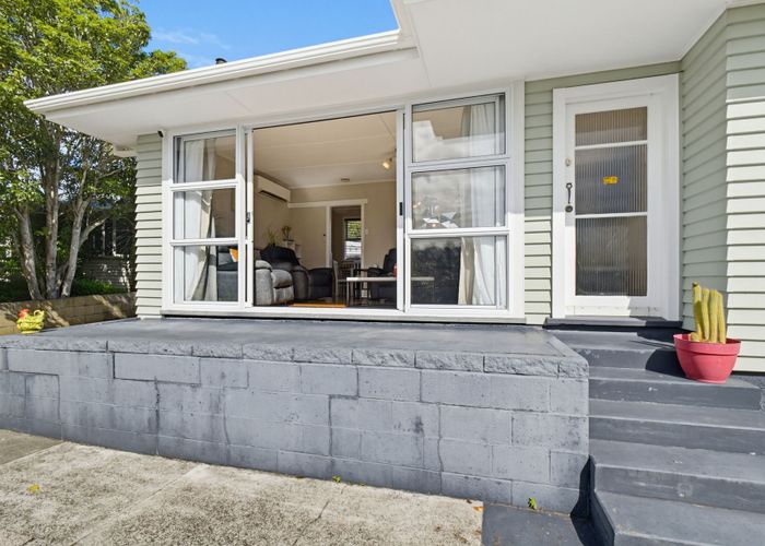  at 4 Perth Place, Awapuni, Palmerston North, Manawatu / Whanganui