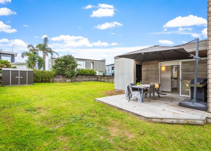  at 29 Tuna Place, Omaha