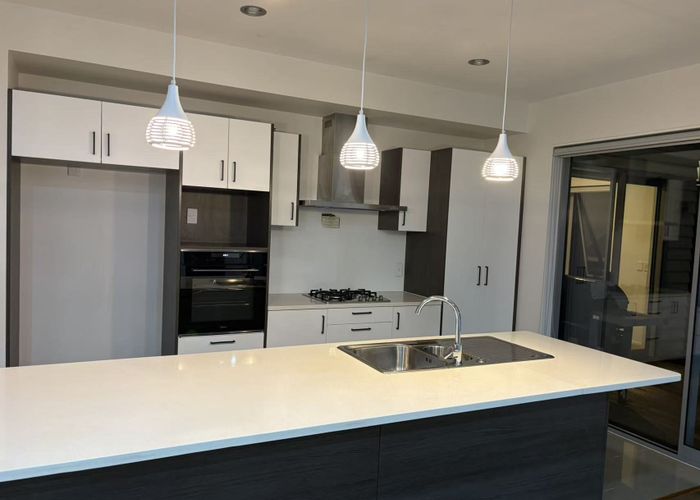  at 1 Sunshine Boulevard, Sunnyvale, Waitakere City, Auckland