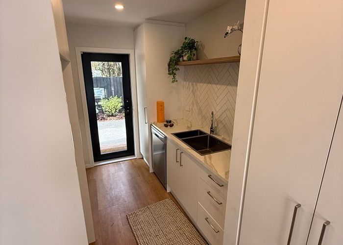  at 2/45 Berry Street, St. Albans, Christchurch City, Canterbury