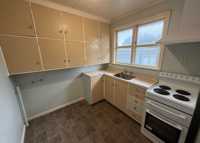  at 15 Kupe Place, Castlecliff, Whanganui, Manawatu / Whanganui