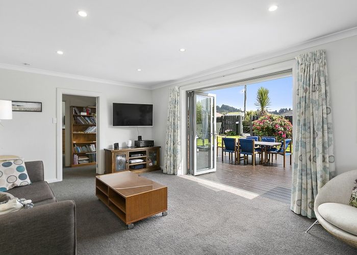 Free property data for 111 Main Road, Fairfield, Dunedin homes.co.nz