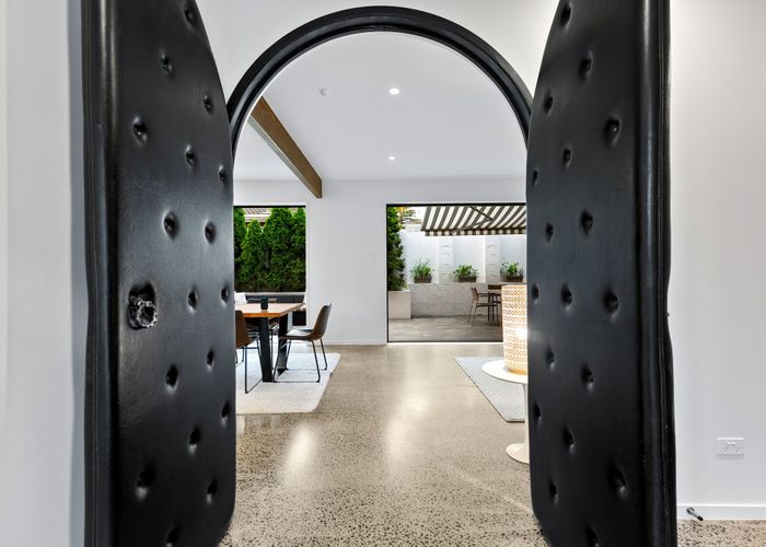  at 11B Huntly Road, Campbells Bay, North Shore City, Auckland