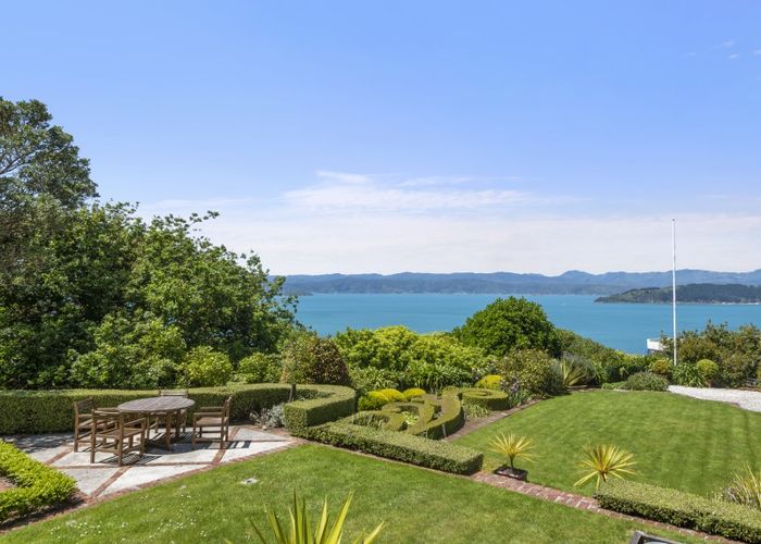  at 34 Orchard Street, Wadestown, Wellington