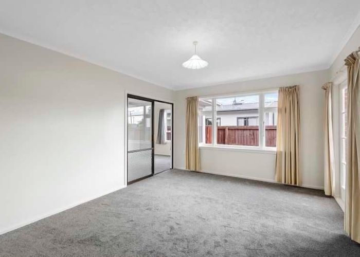  at 19 Wentworth Street, Ilam, Christchurch