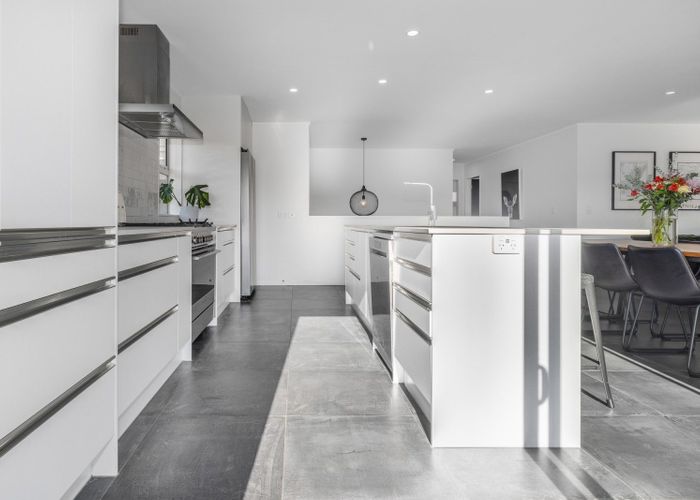  at 11 Botany Lane, Whitby, Porirua, Wellington