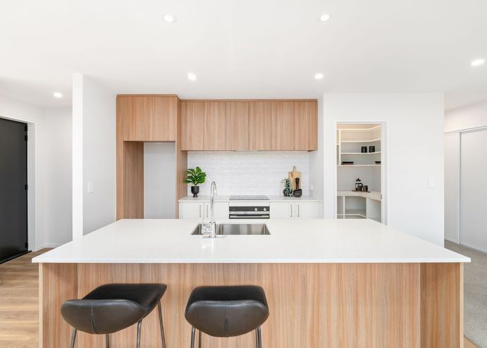  at 16 Vista Crescent, Rolleston, Selwyn, Canterbury