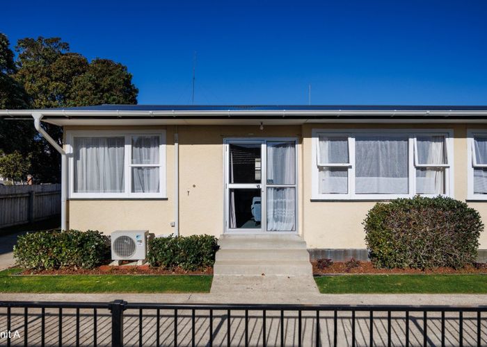  at A and B/106 Linton Street, West End, Palmerston North, Manawatu / Whanganui