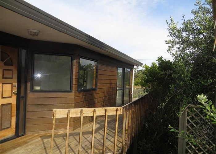  at 1/56 Glencoe Road, Browns Bay, Auckland