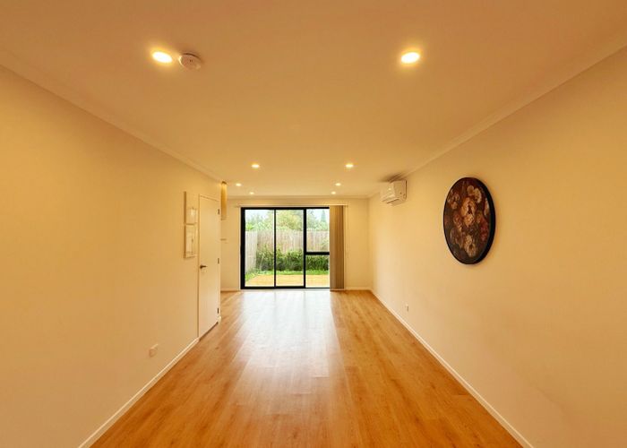  at 5/31 Normandy Place, Henderson, Waitakere City, Auckland