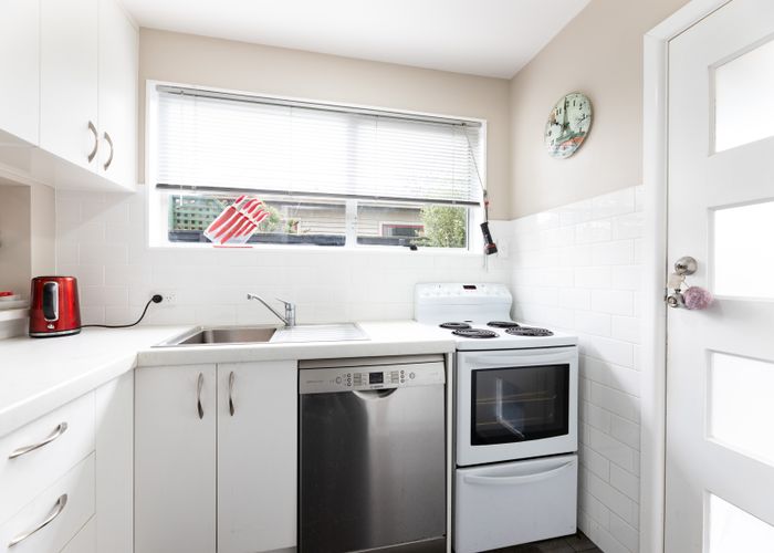  at 2/292 Lyttelton Street, Spreydon, Christchurch