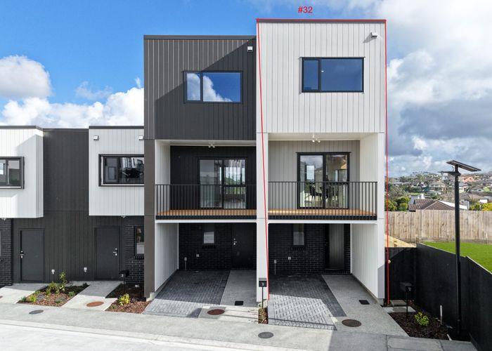  at 32 Kanapa Road, Northcross, North Shore City, Auckland
