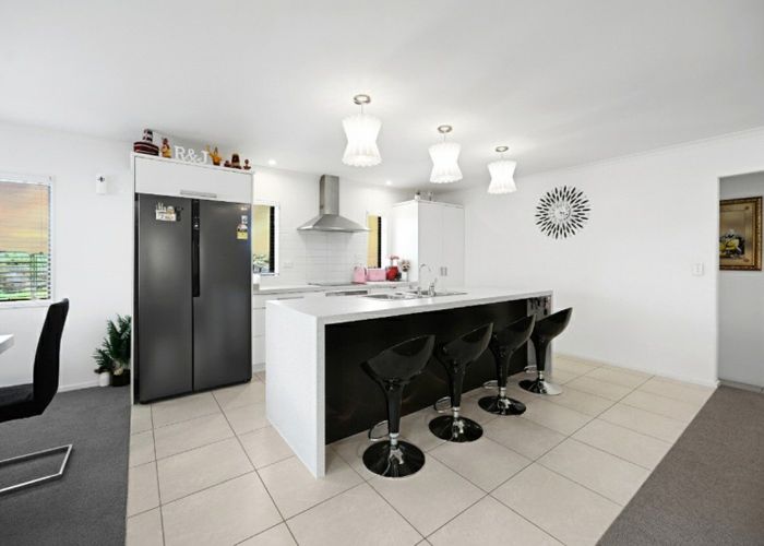  at 56 Farnborough Drive, Grandview Heights, Hamilton, Waikato