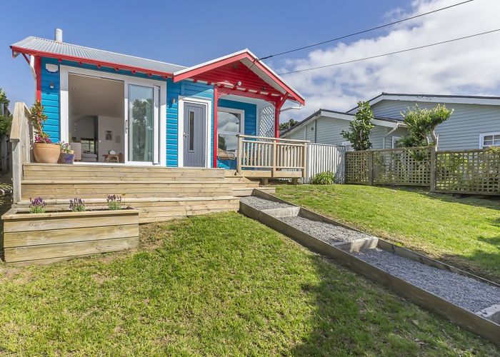  at 28 View Road, Houghton Bay, Wellington