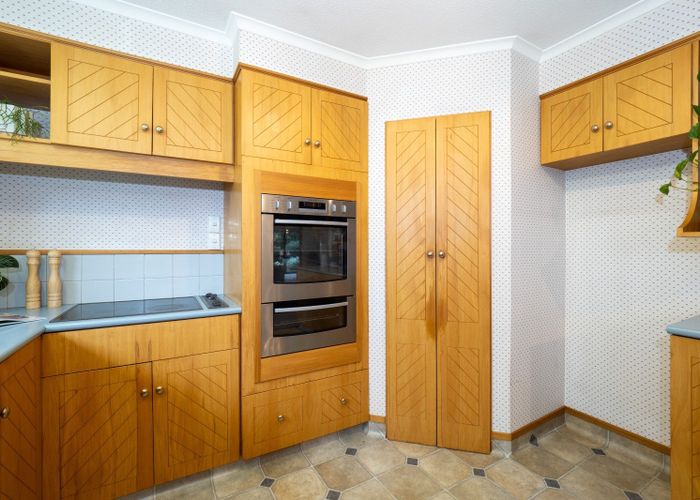  at 8 Burton Place, Allenton, Ashburton
