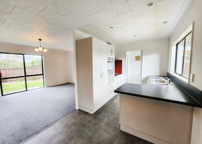  at 2 Lydia Place, Kelvin Grove, Palmerston North