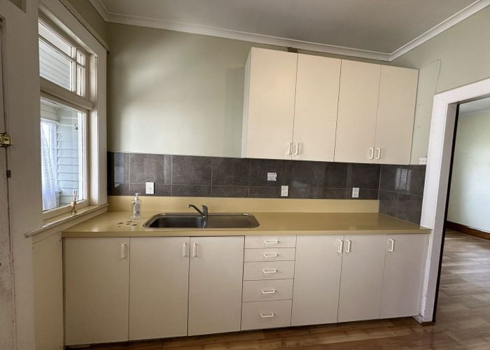  at 40 Lincoln Road, Hillmorton, Christchurch City, Canterbury