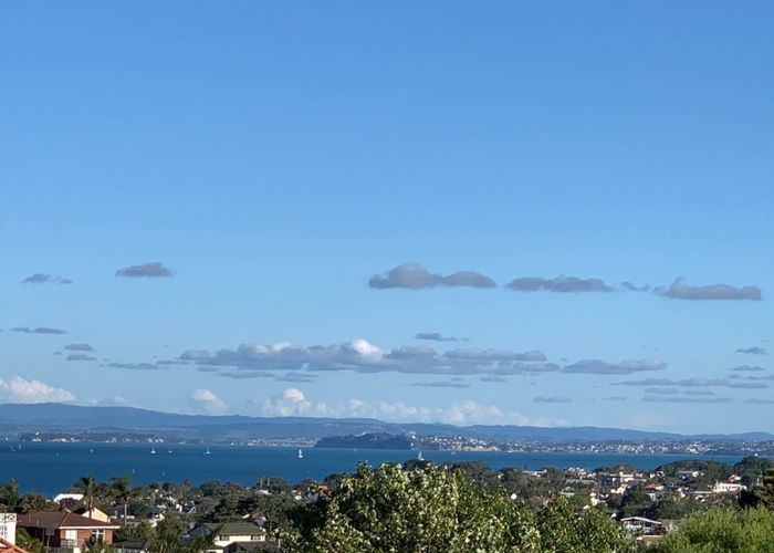 at 1/44 Parr Terrace, Castor Bay, Auckland