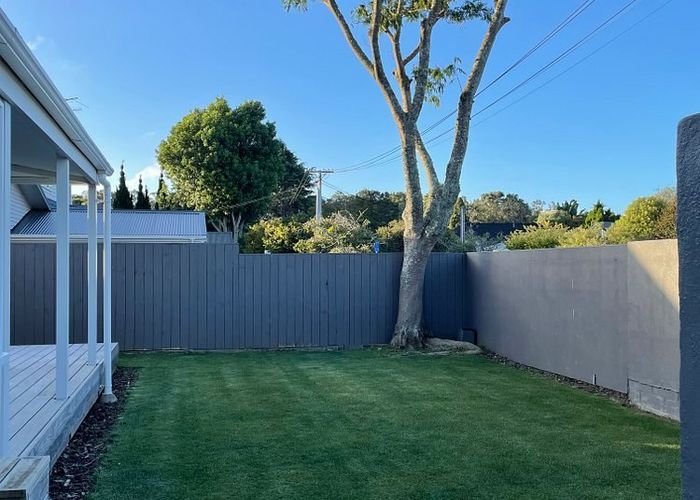  at 28 Tawera Road, Greenlane, Auckland City, Auckland