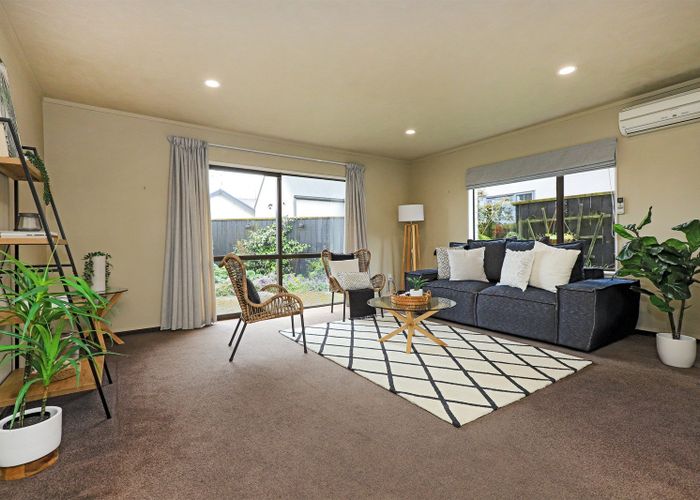  at 12 Railey Place, Greenmeadows, Napier