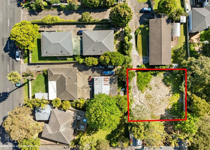  at 2/48 Reynella Drive, Massey, Waitakere City, Auckland
