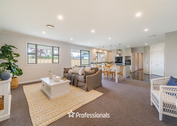  at 7 Seddon Street, Waikanae, Kapiti Coast, Wellington