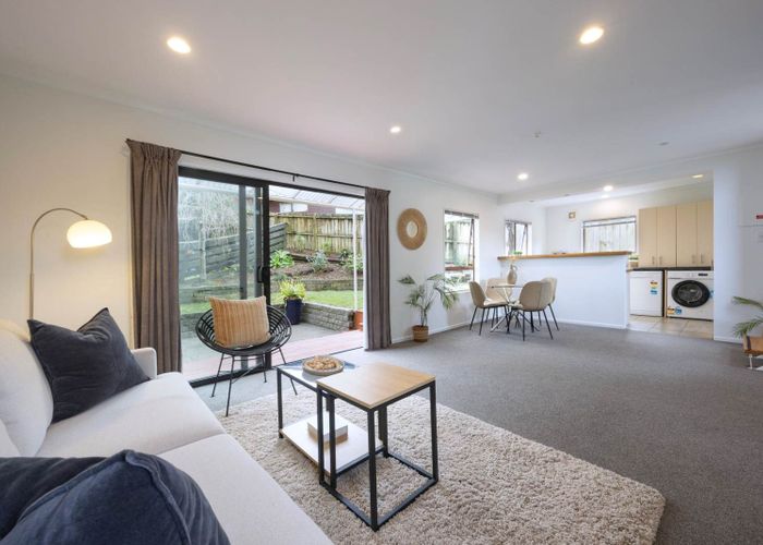  at 2/45B Pleasant Street, Onehunga, Auckland City, Auckland