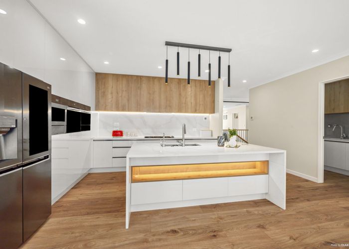  at 31 Surf View Crescent, Red Beach, Whangaparāoa