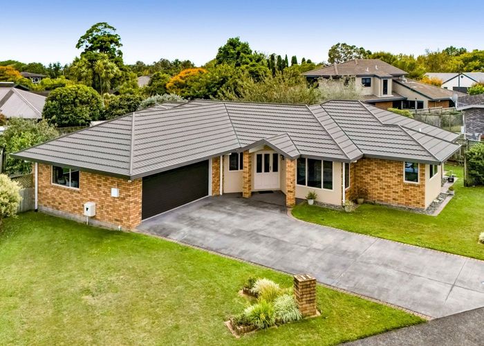  at 4 Adam Lile Drive, Highlands Park, New Plymouth, Taranaki