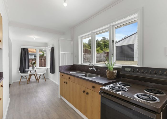  at 197 Miromiro Road, Normandale, Lower Hutt