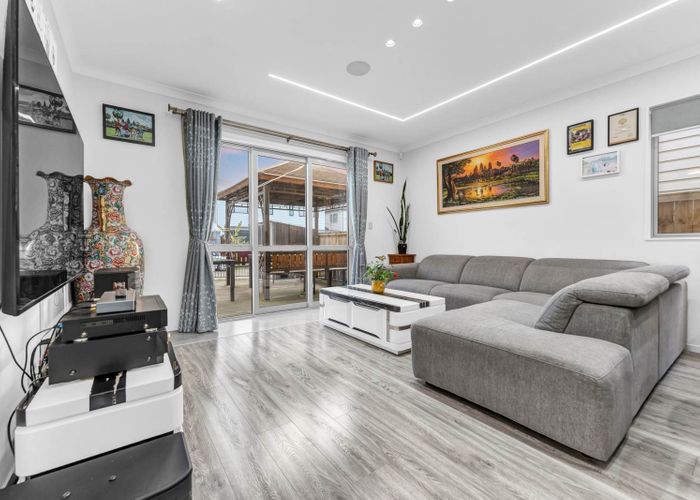  at 15  Uru Drive, Flat Bush, Manukau City, Auckland