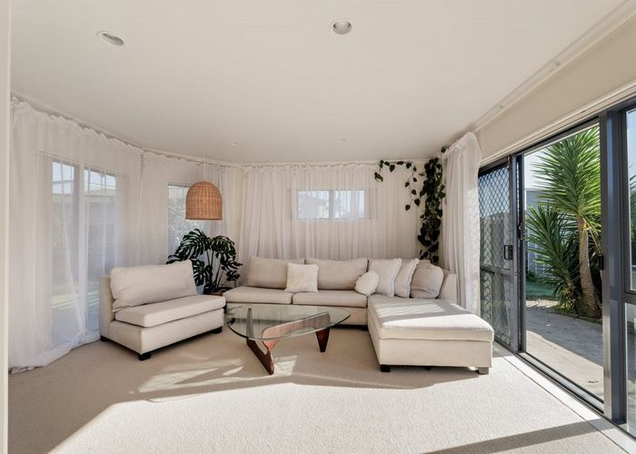  at 7 Webb Place, Papamoa Beach, Papamoa