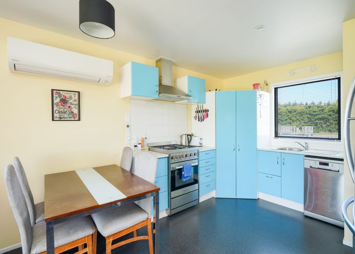  at 136 Avon Road, Clifton, Invercargill