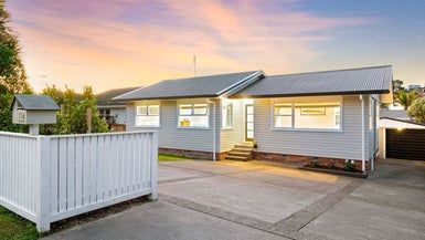  at 116 Moore Street, Hillcrest, Auckland