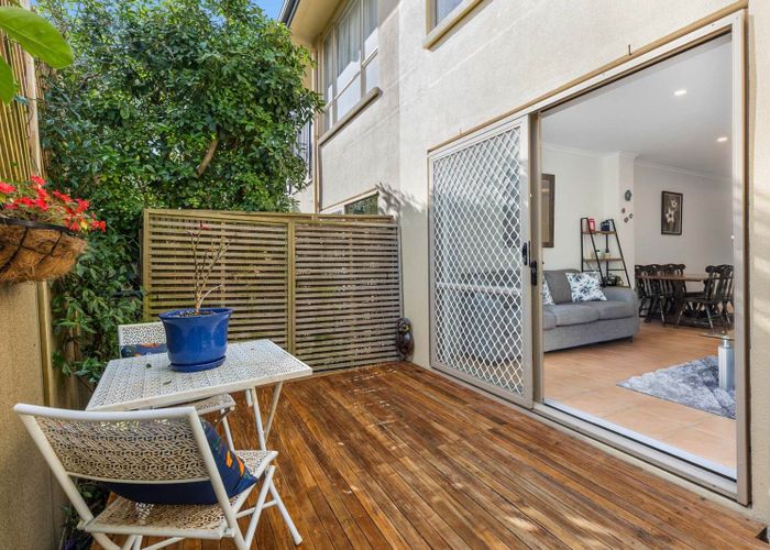  at 6 Trimaran Drive, Gulf Harbour, Rodney, Auckland