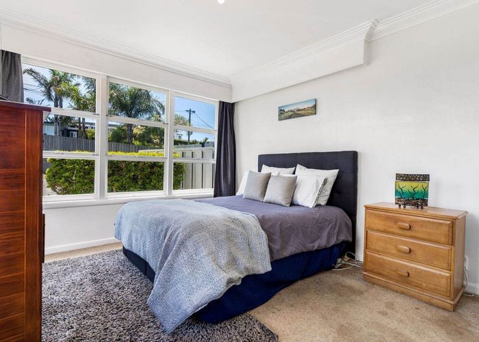  at 1/26 Tizard Road, Birkenhead, Auckland