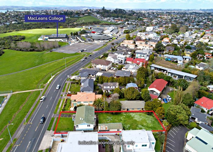  at 7 MacLeans Road, Bucklands Beach, Auckland