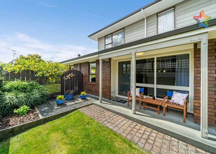  at 25 Waddington Drive, Naenae, Lower Hutt