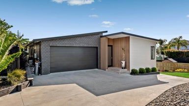  at 5A Waterford Way, Beachlands, Auckland