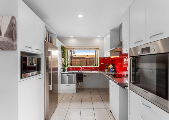  at 17 Espalier Drive, Henderson, Waitakere City, Auckland