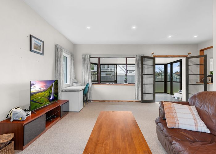  at 144 Yaldhurst Road, Sockburn, Christchurch